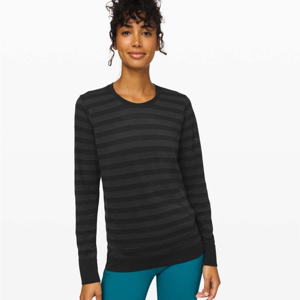 LULULEMON BREEZE BY LONG SLEEVED STRIPE TOP